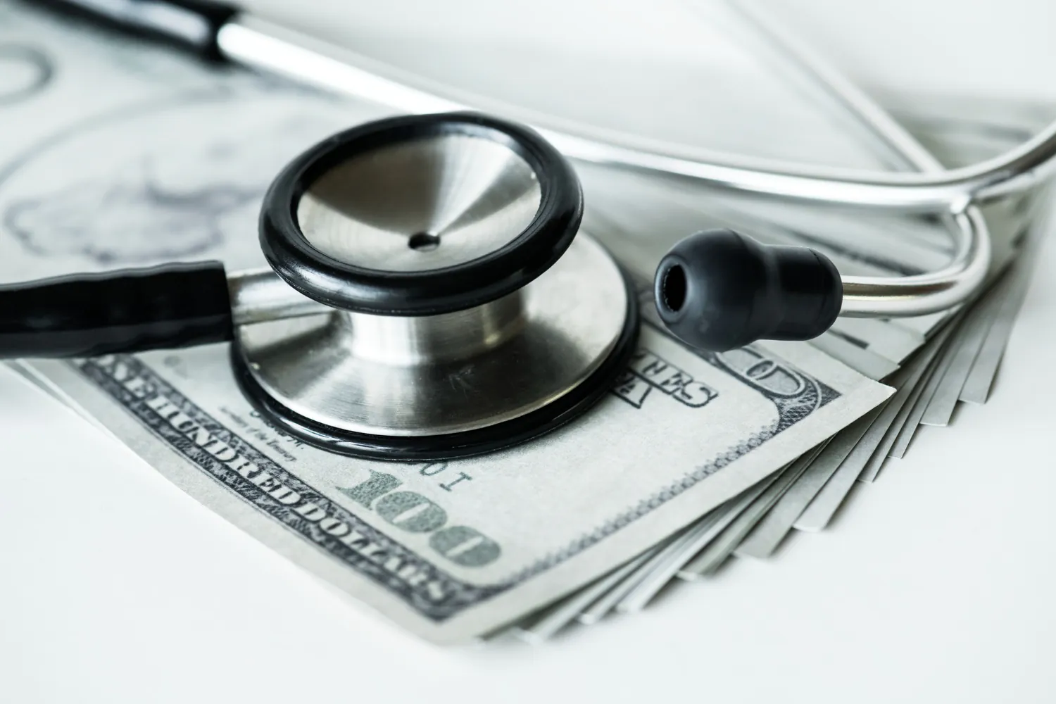 Reforma tributária para médicos: o que muda para a área?