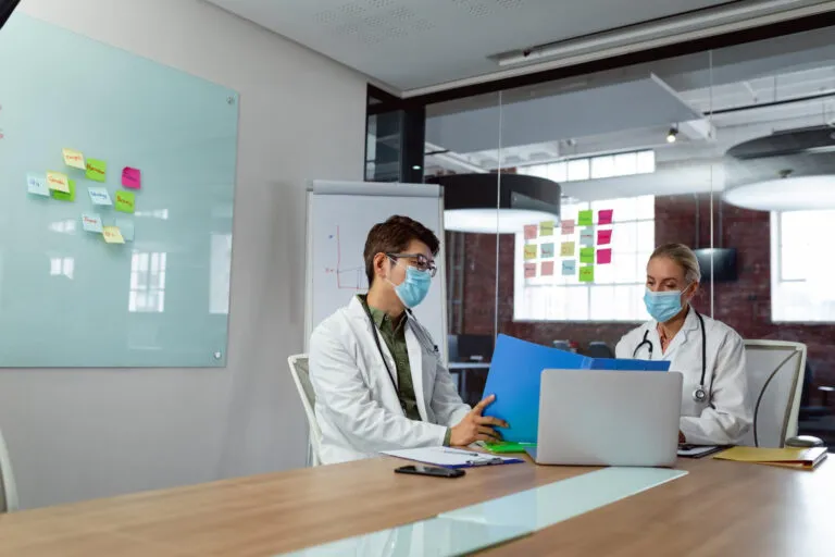 Abrir consultório médico ou usar coworking Veja as diferenças contábeis